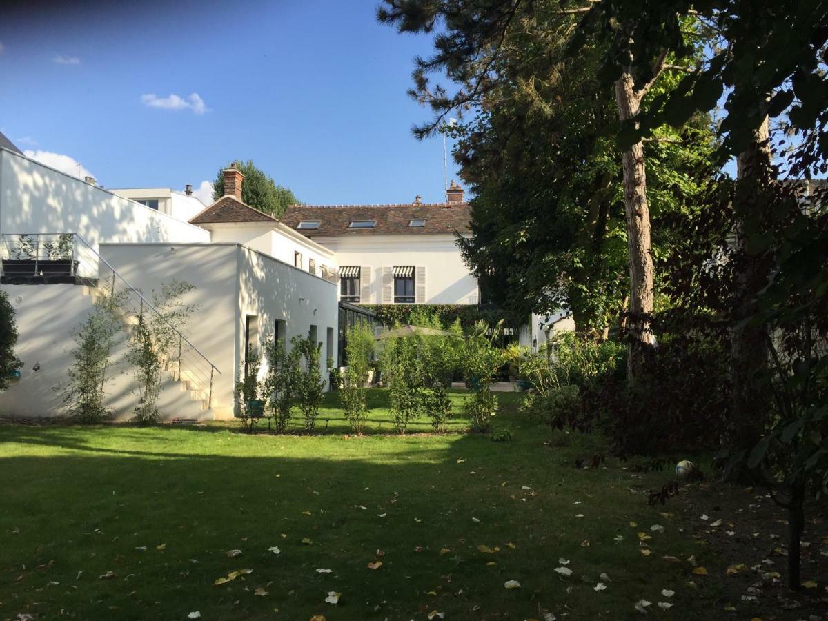 Le Clos Saint Honore Hotel Fontainebleau Bagian luar foto