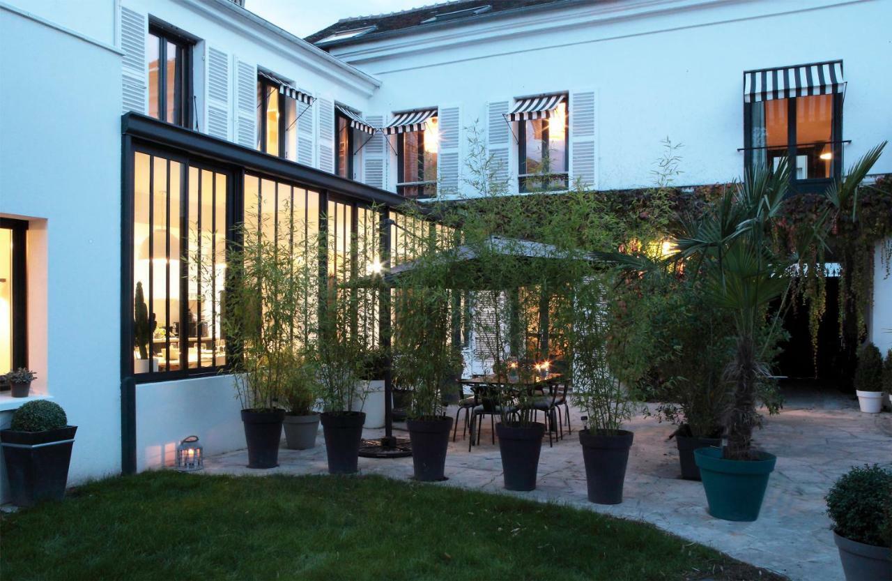 Le Clos Saint Honore Hotel Fontainebleau Bagian luar foto