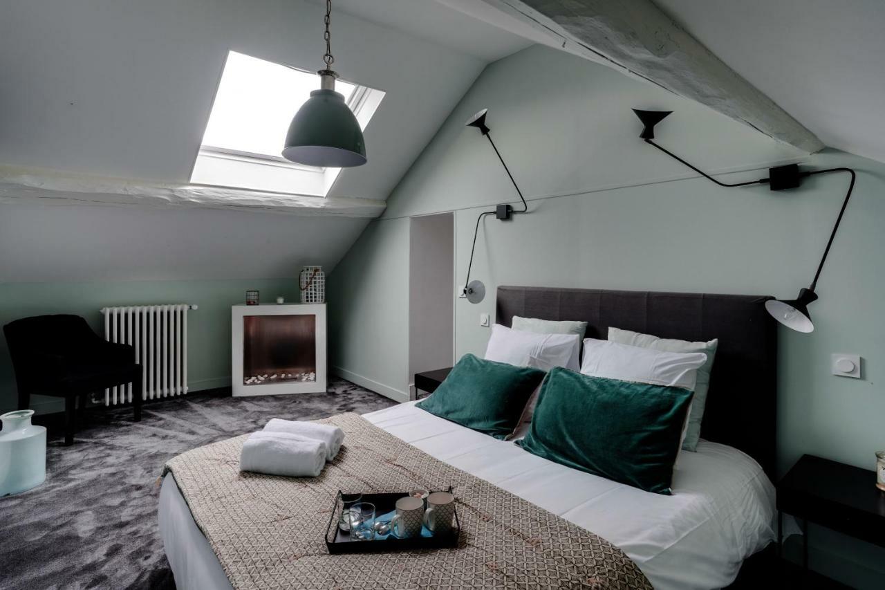 Le Clos Saint Honore Hotel Fontainebleau Bagian luar foto