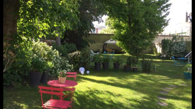 Le Clos Saint Honore Hotel Fontainebleau Bagian luar foto