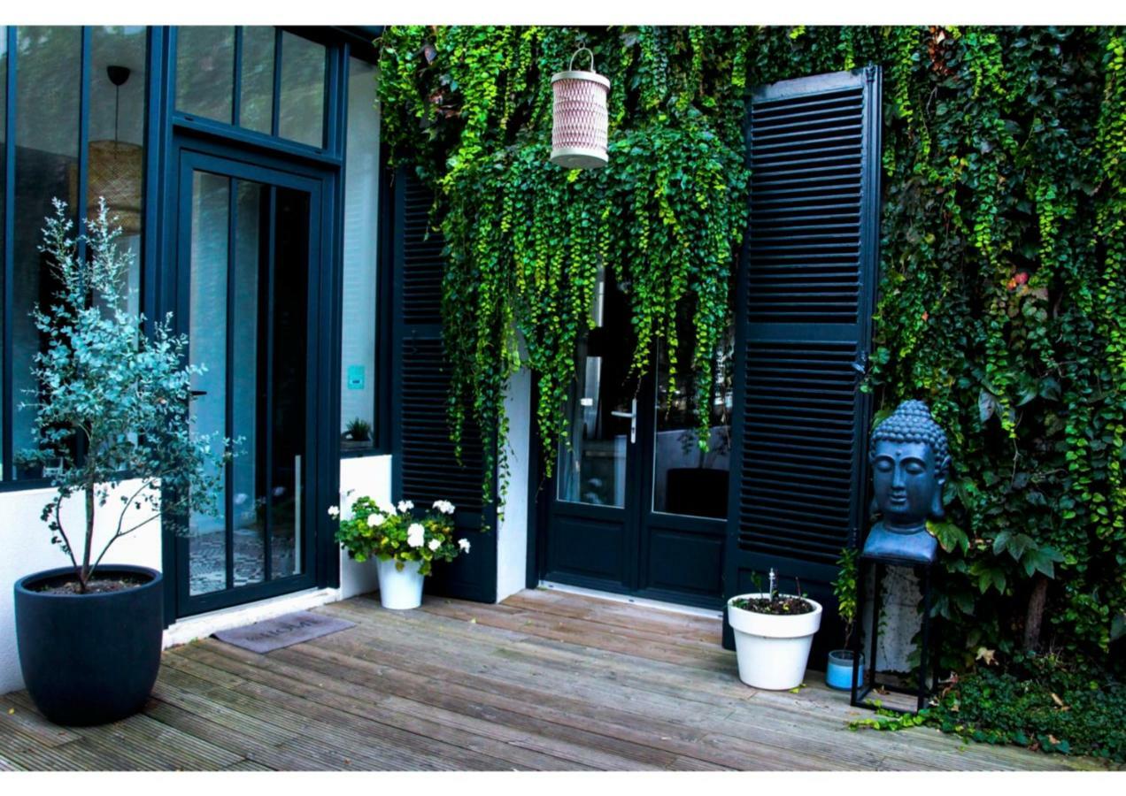 Le Clos Saint Honore Hotel Fontainebleau Bagian luar foto