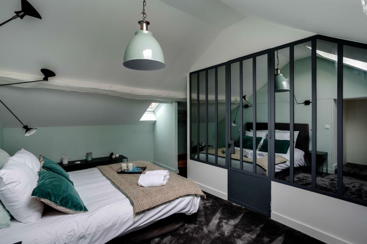 Le Clos Saint Honore Hotel Fontainebleau Bagian luar foto